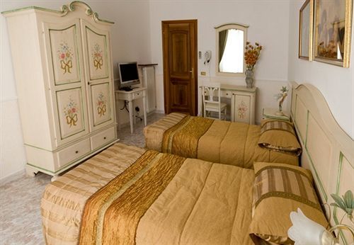 B&B Cupido Рим Экстерьер фото